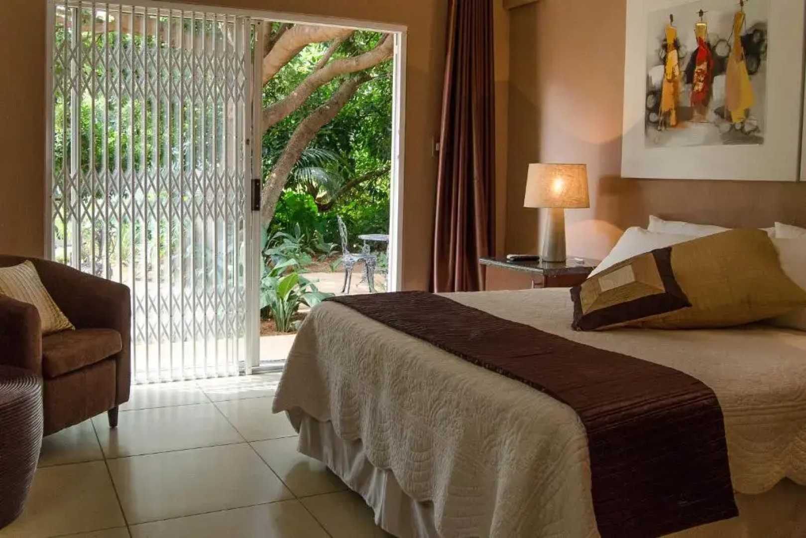 Waterglen Guest Lodge