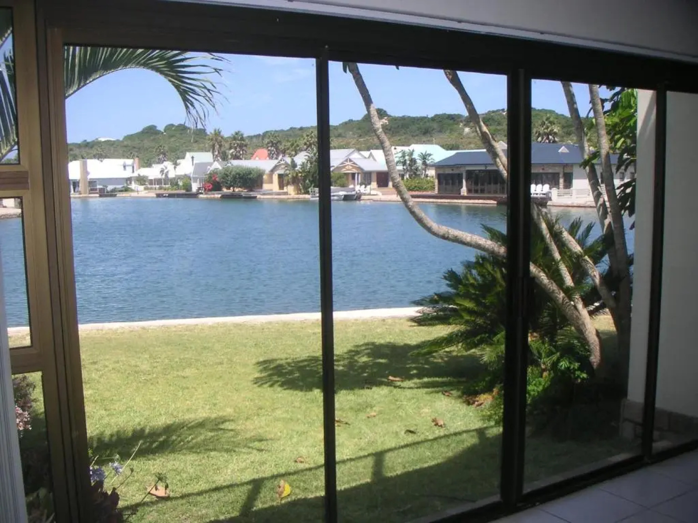 Waterside Living MM1297