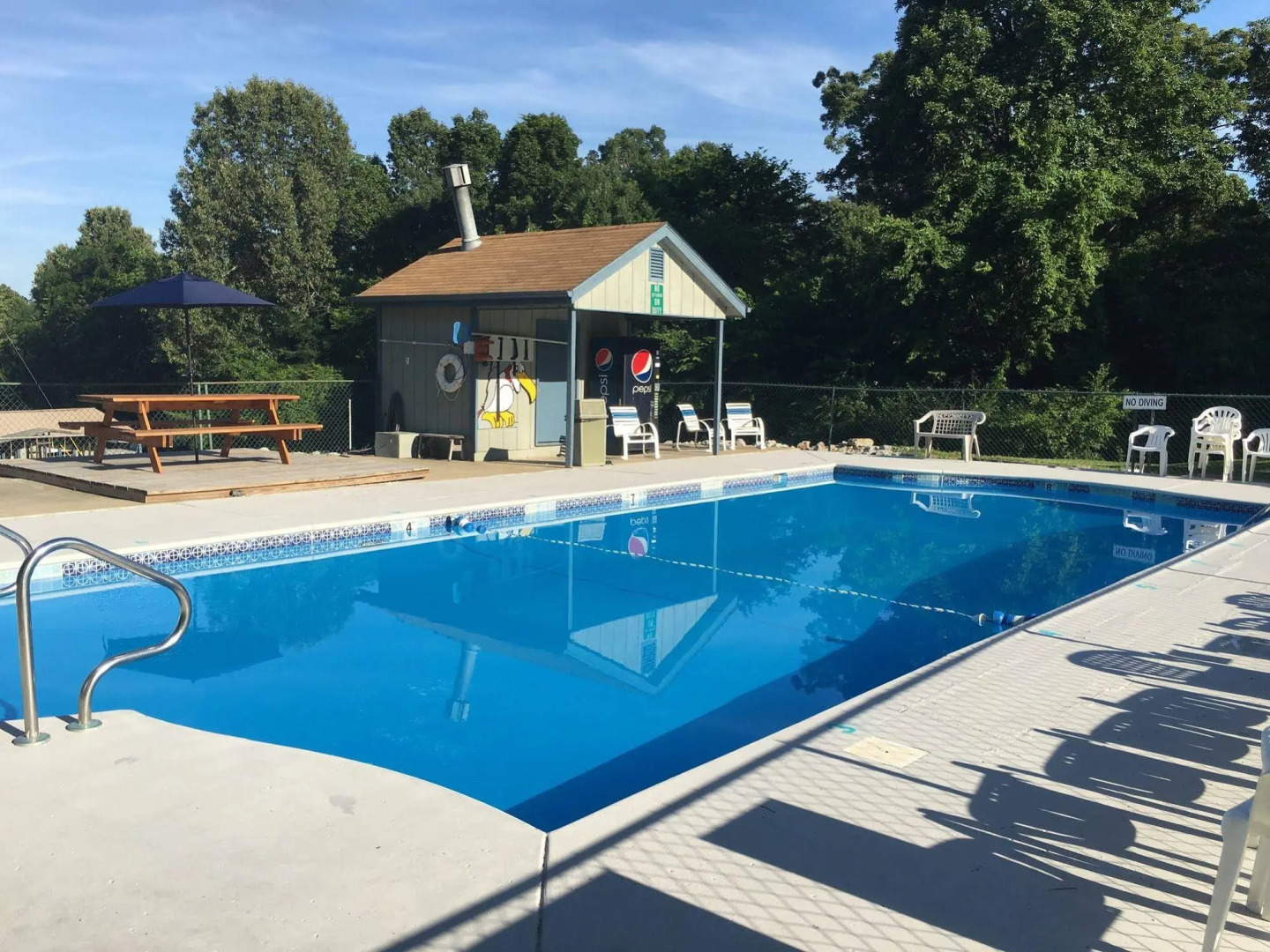 Buzzard Rock Resort & Marina