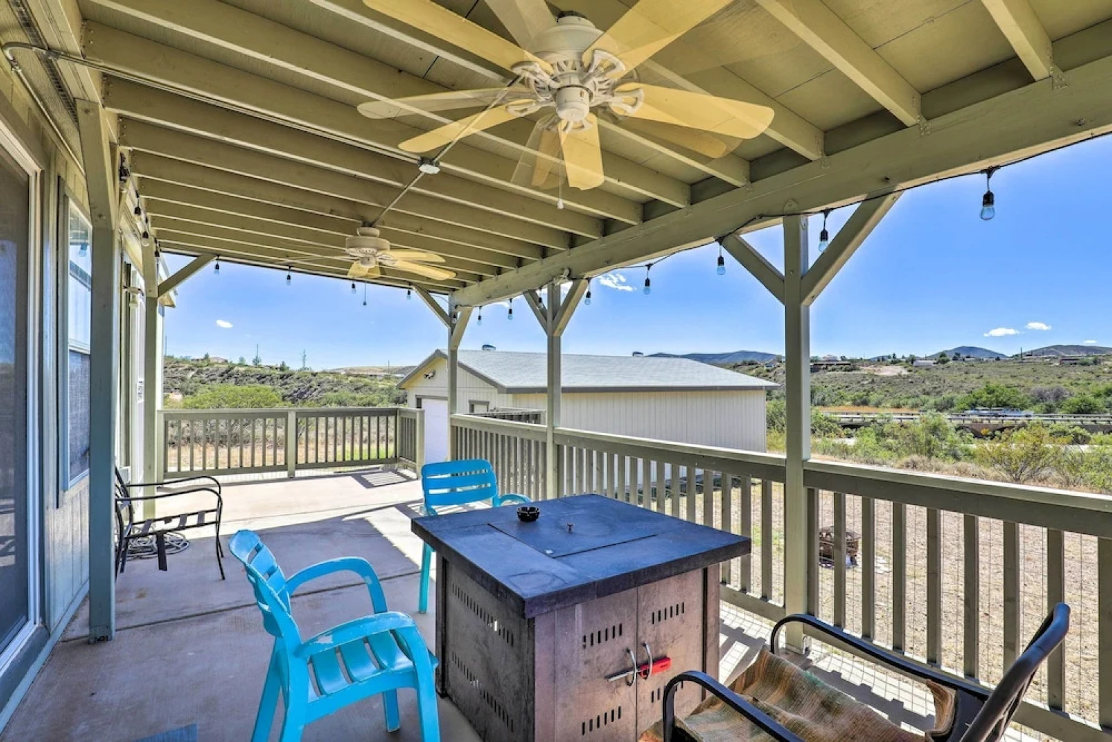 Quiet Tombstone Retreat ~ 3 Mi to Historic Dtwn!