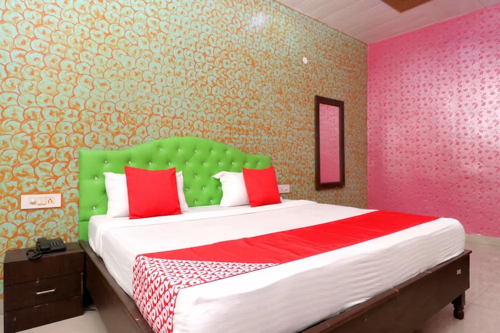 Oyo 24417 Hotel Seven Inn