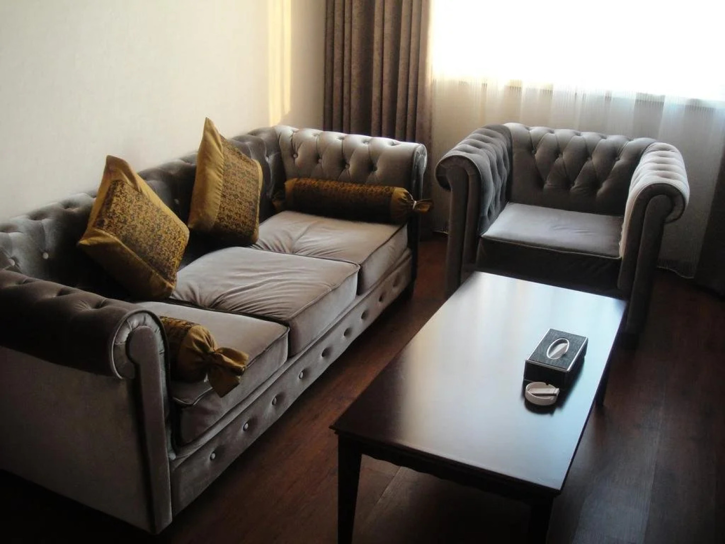 King Eastern Jingyang Hotel