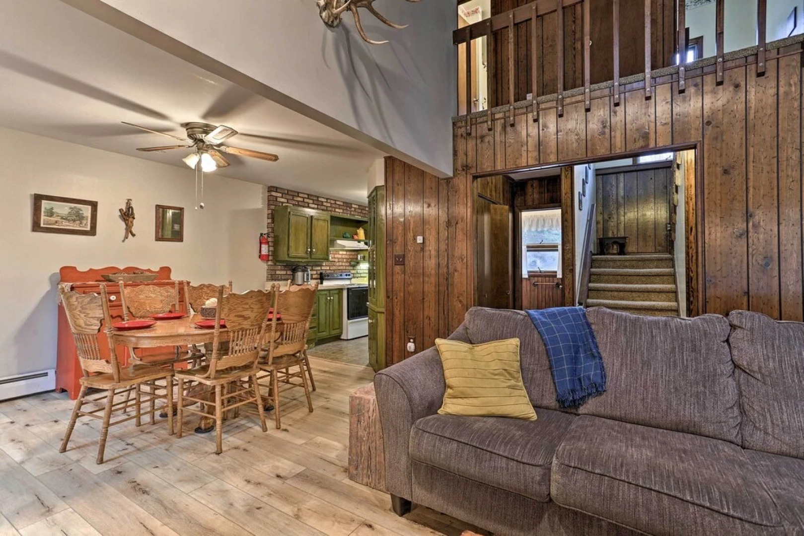 Blakeslee Hideaway w/ Lake Access: 3 Mi to Ski!