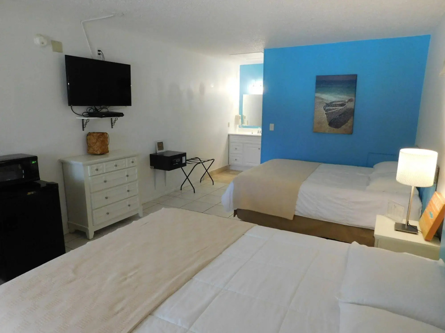 Nokomis Inn and Suites