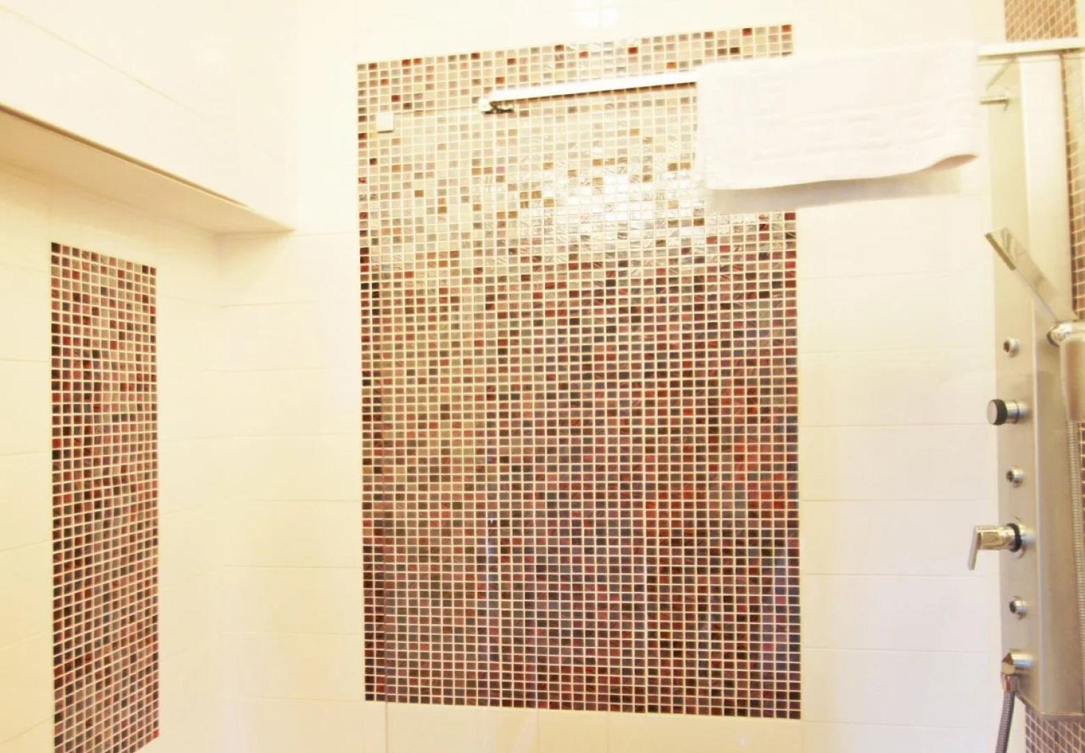 The Grand St Leger Hotel