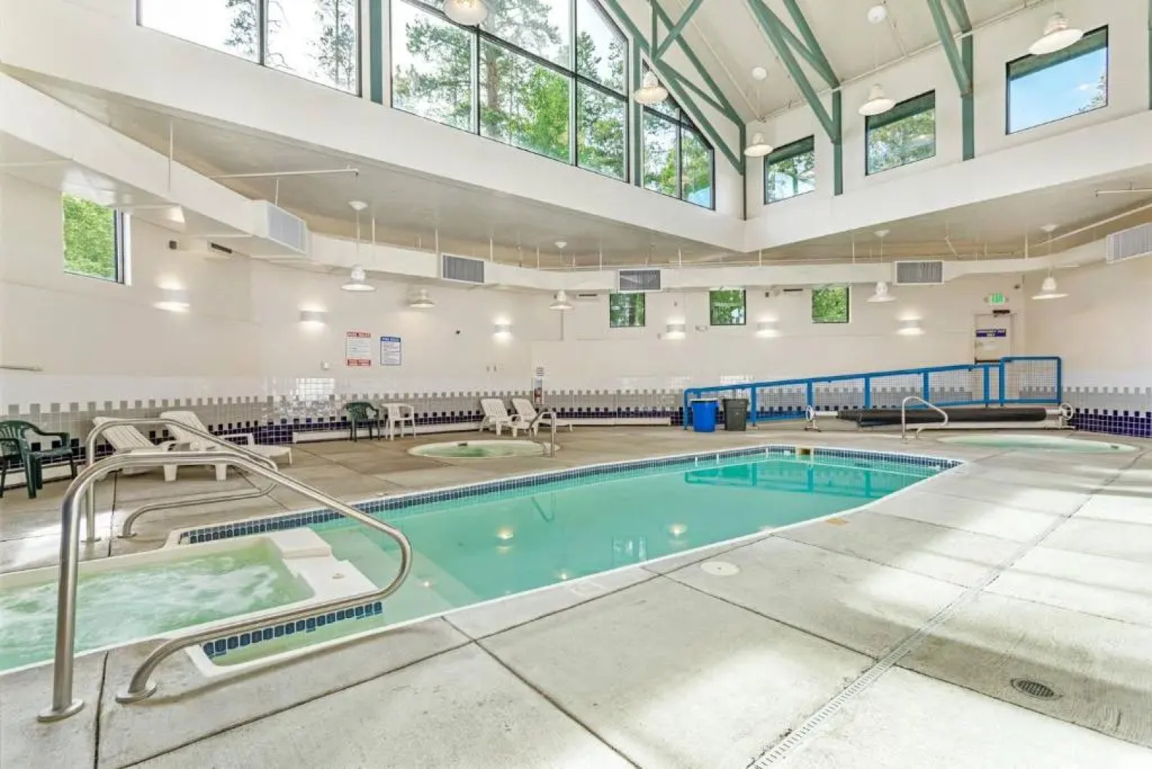 Treehouse Village 323