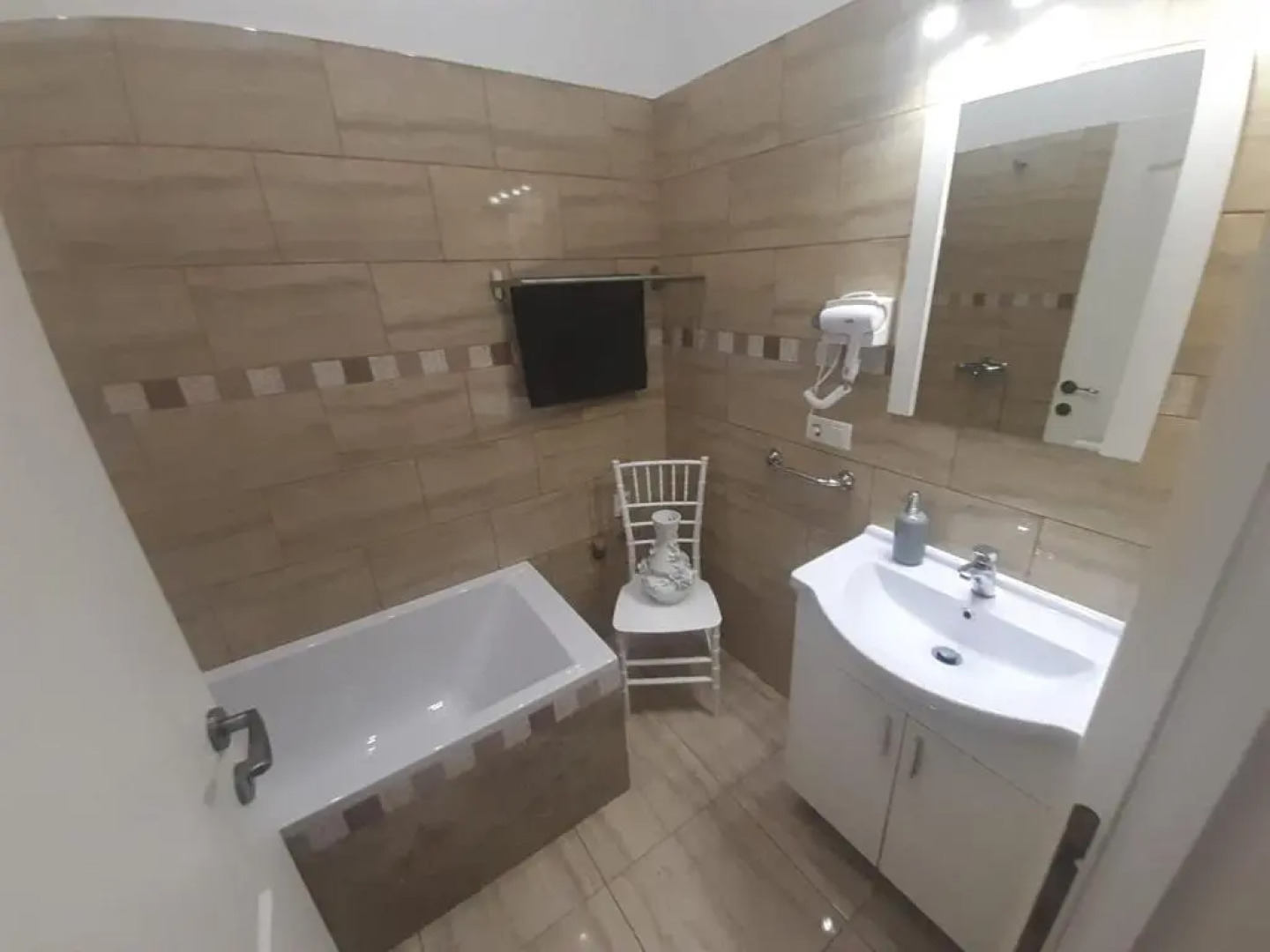 Apartament 2 camere - Casa Divertis