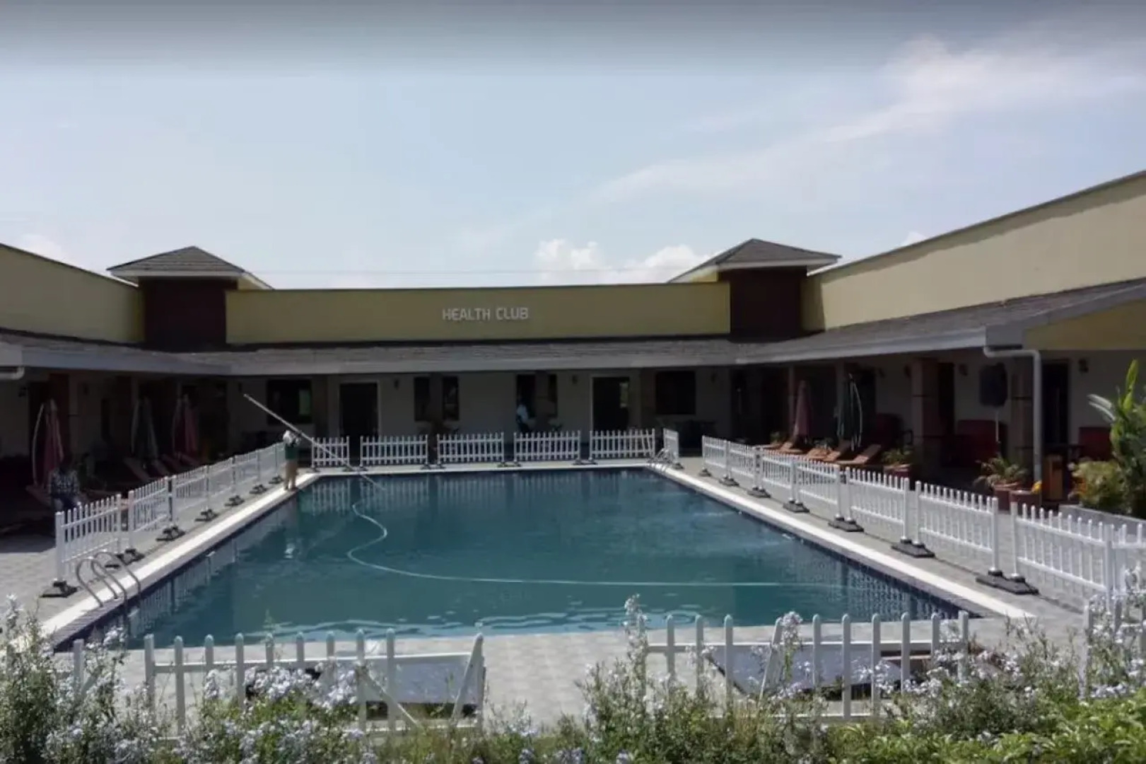 Courtyard International Hotel