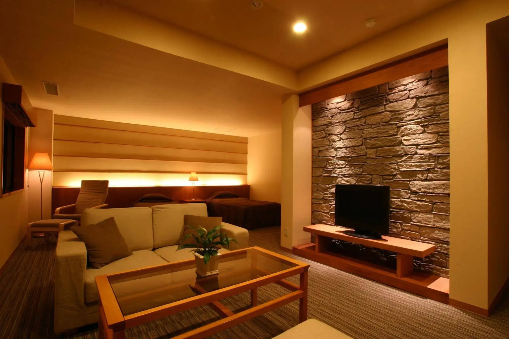 Natural Resort Niseko Weiss Hotel