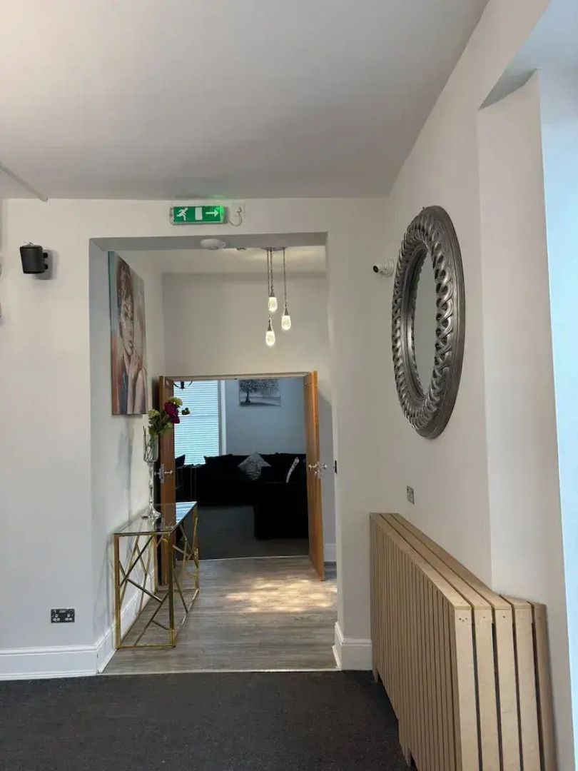 The Hare And Barrel Hotel