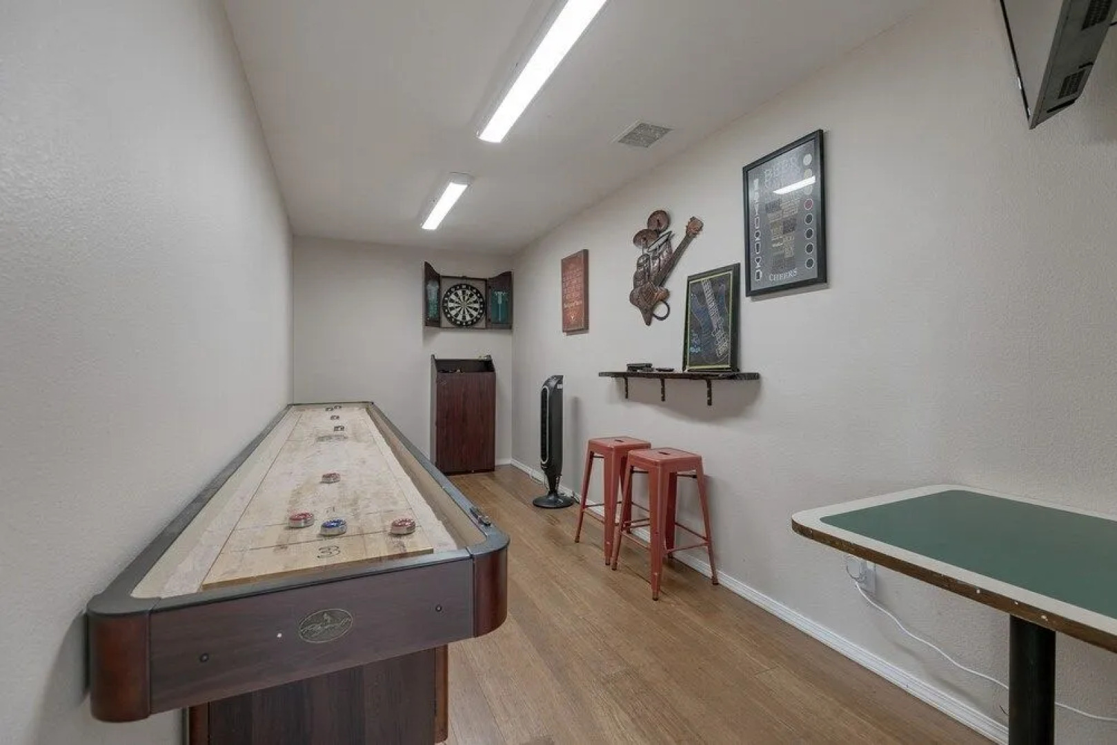 Gorgeous Luxury Bungalow W/hot Tub&fire Pit