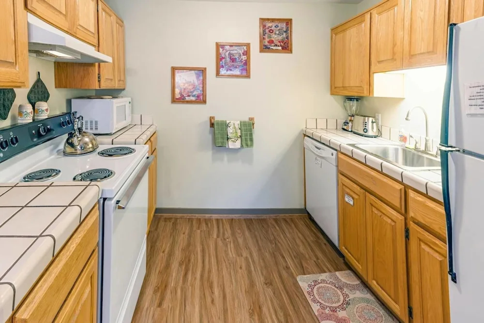 Oak Lawn Cottage ~ 1.5 Blocks to OSF