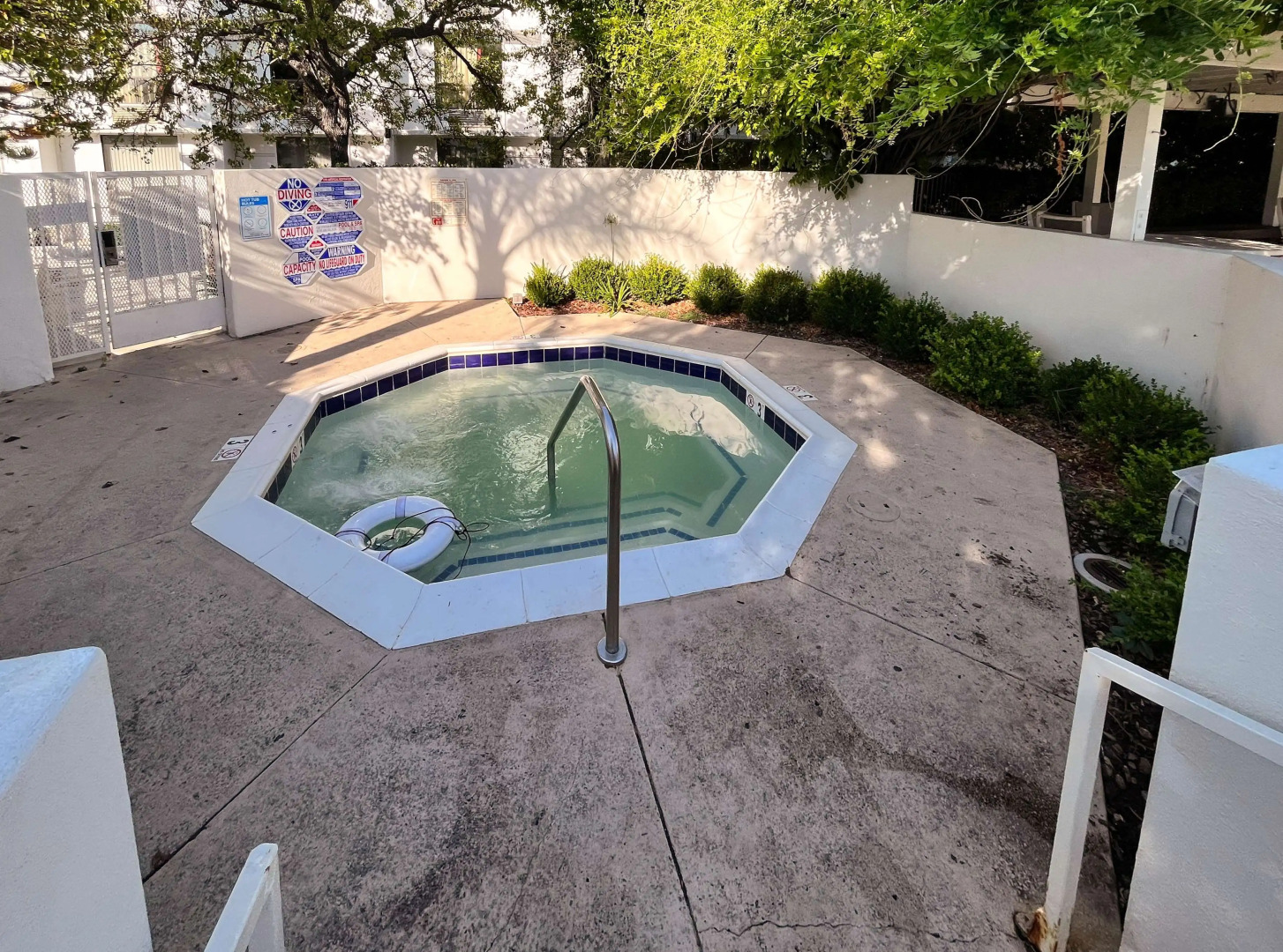 Studio 6 Belmont, CA – San Francisco - Redwood