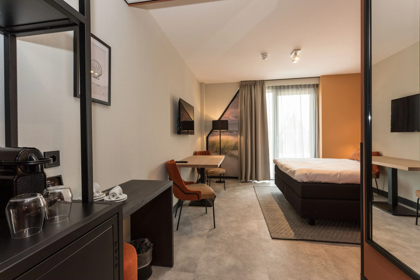 Hotel Zeeuws Licht  Kloeg Collection