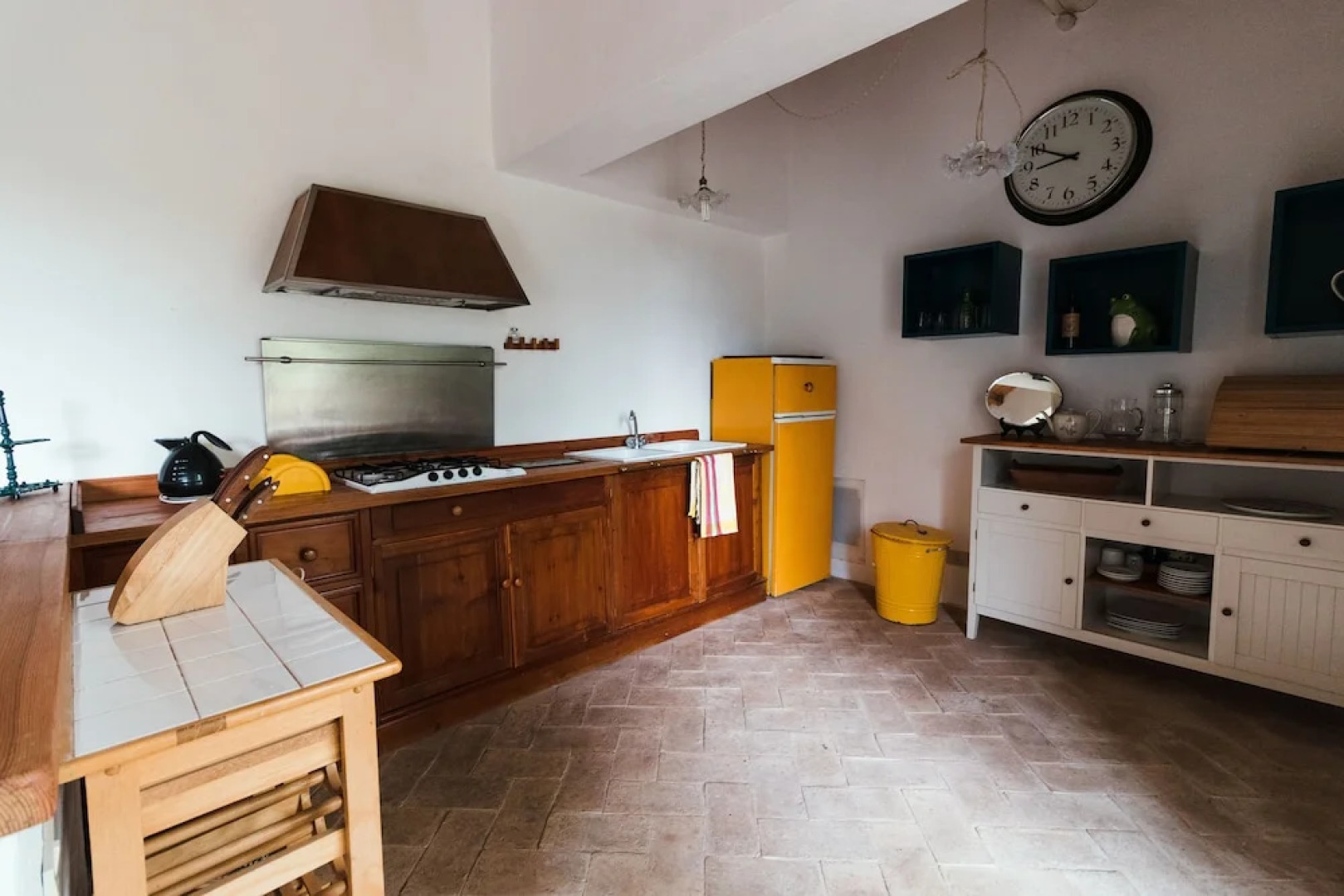 Donkeys and Roses La Casa delle Querce