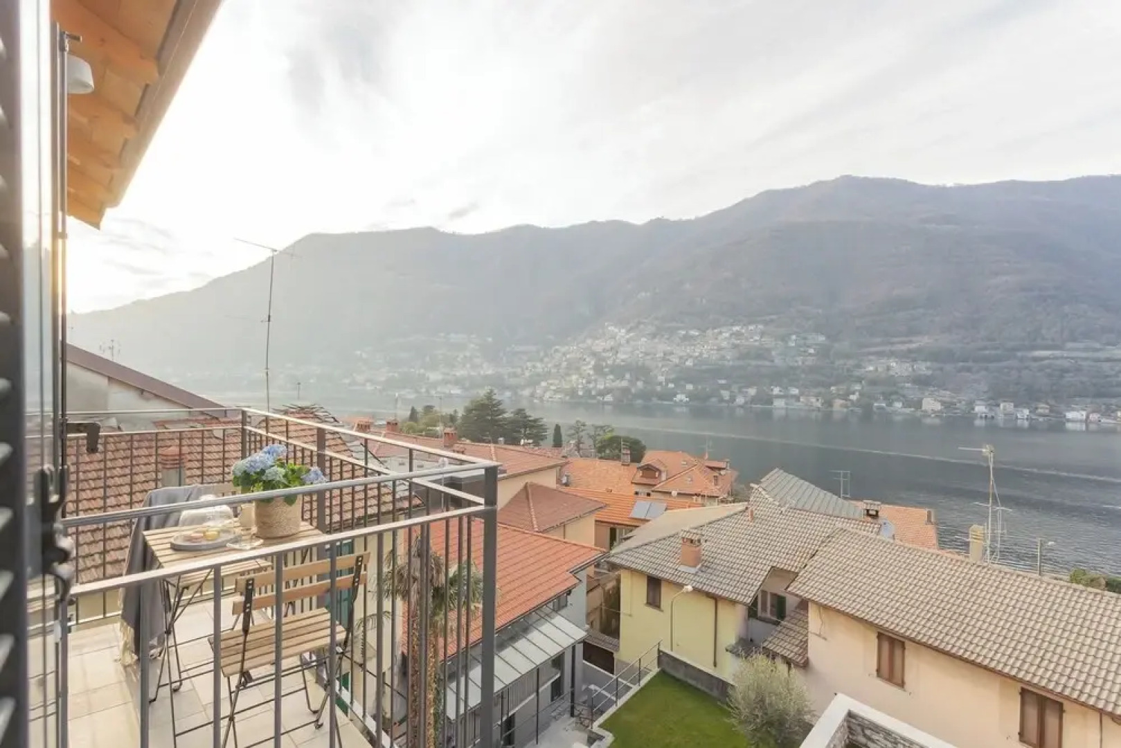 Pozzo Vertical Apartment With Garden and Parking by Rent all Como