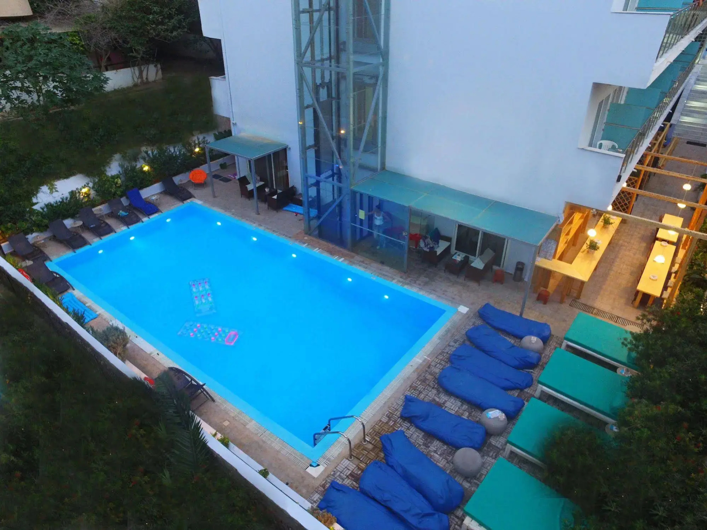 Parthenon Hotel