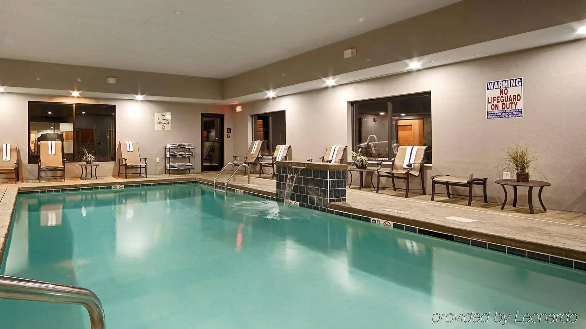 Sonesta Essential Indianapolis Airport