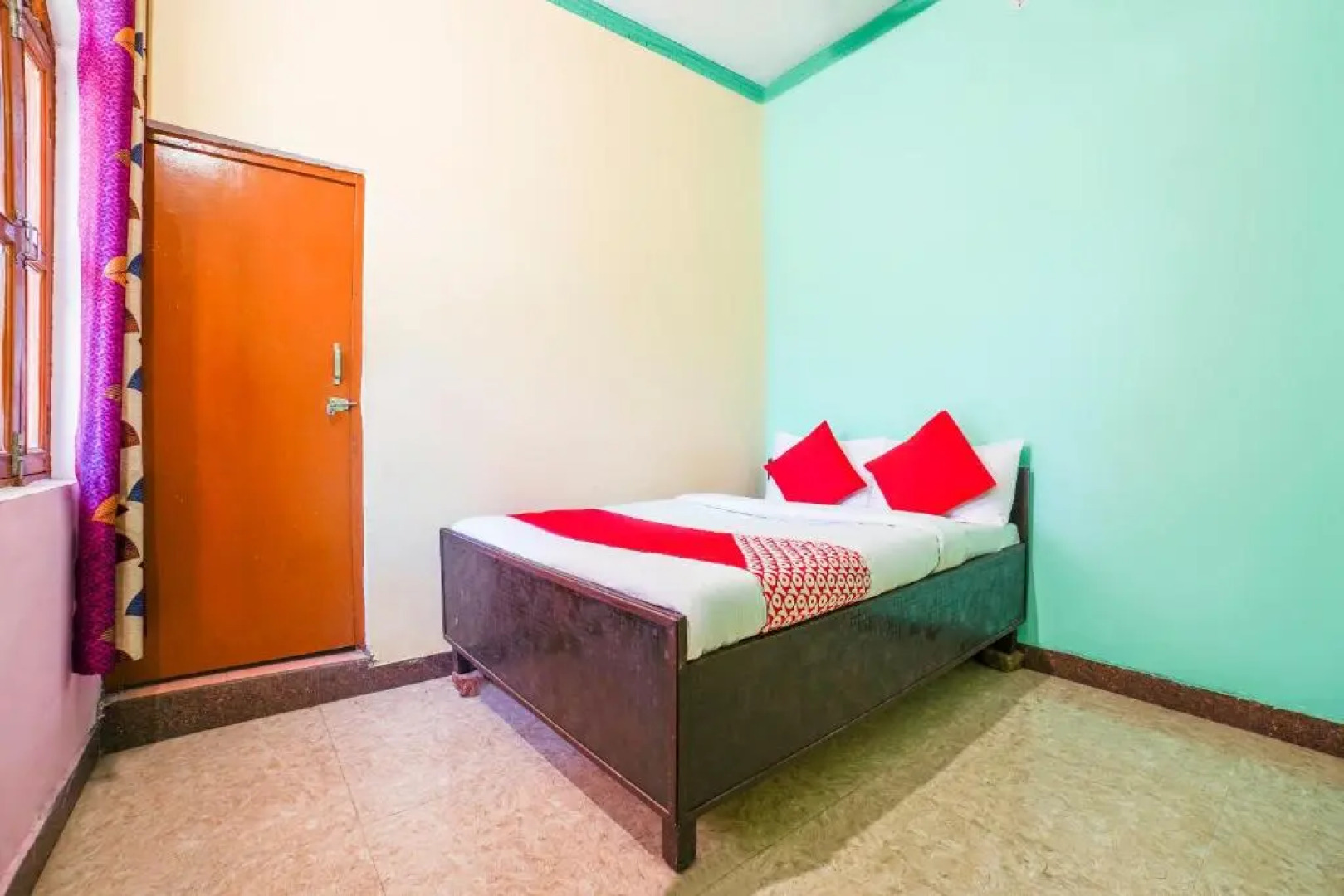 OYO 66014 The Rudralok Hotel