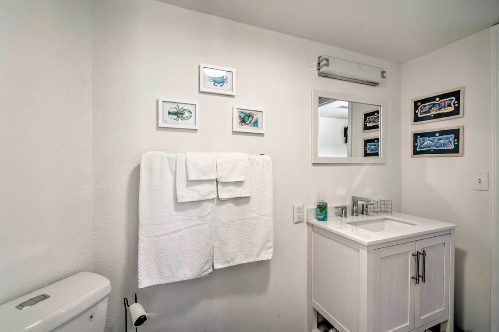 Remodeled Retreat on Homosassa River Canal!