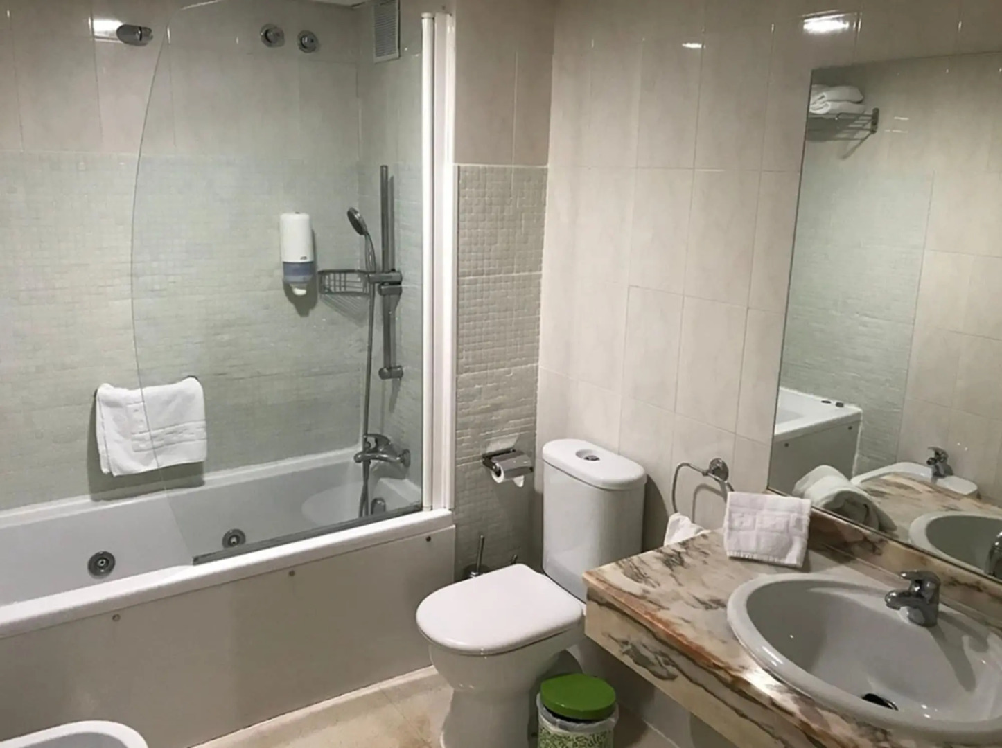 Hospedium Hotel Sky Blu Torre de Sevilla