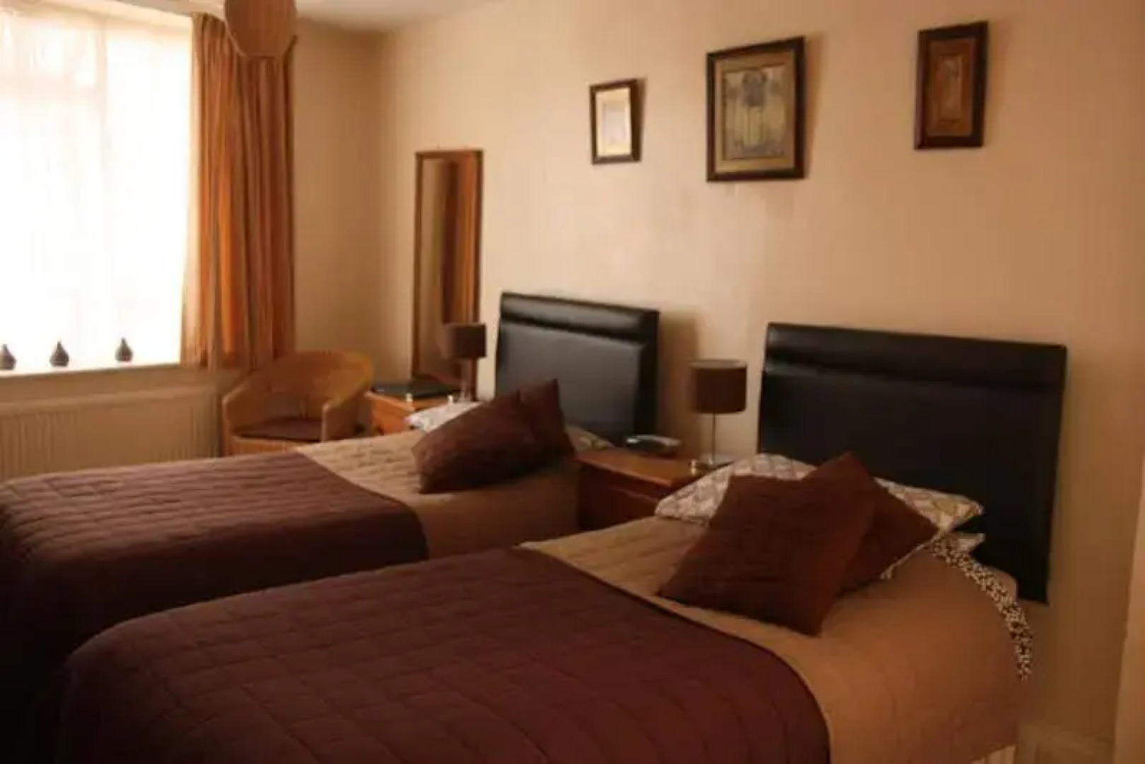 The Horseshoe Guesthouse