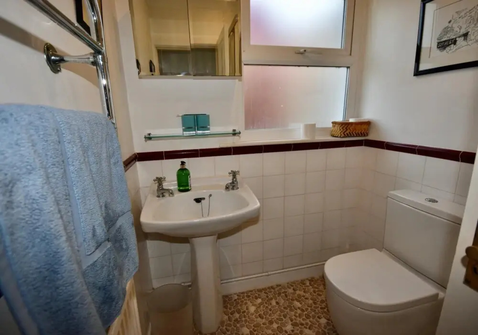 1 Kings Close a Superb Coastal Retreat