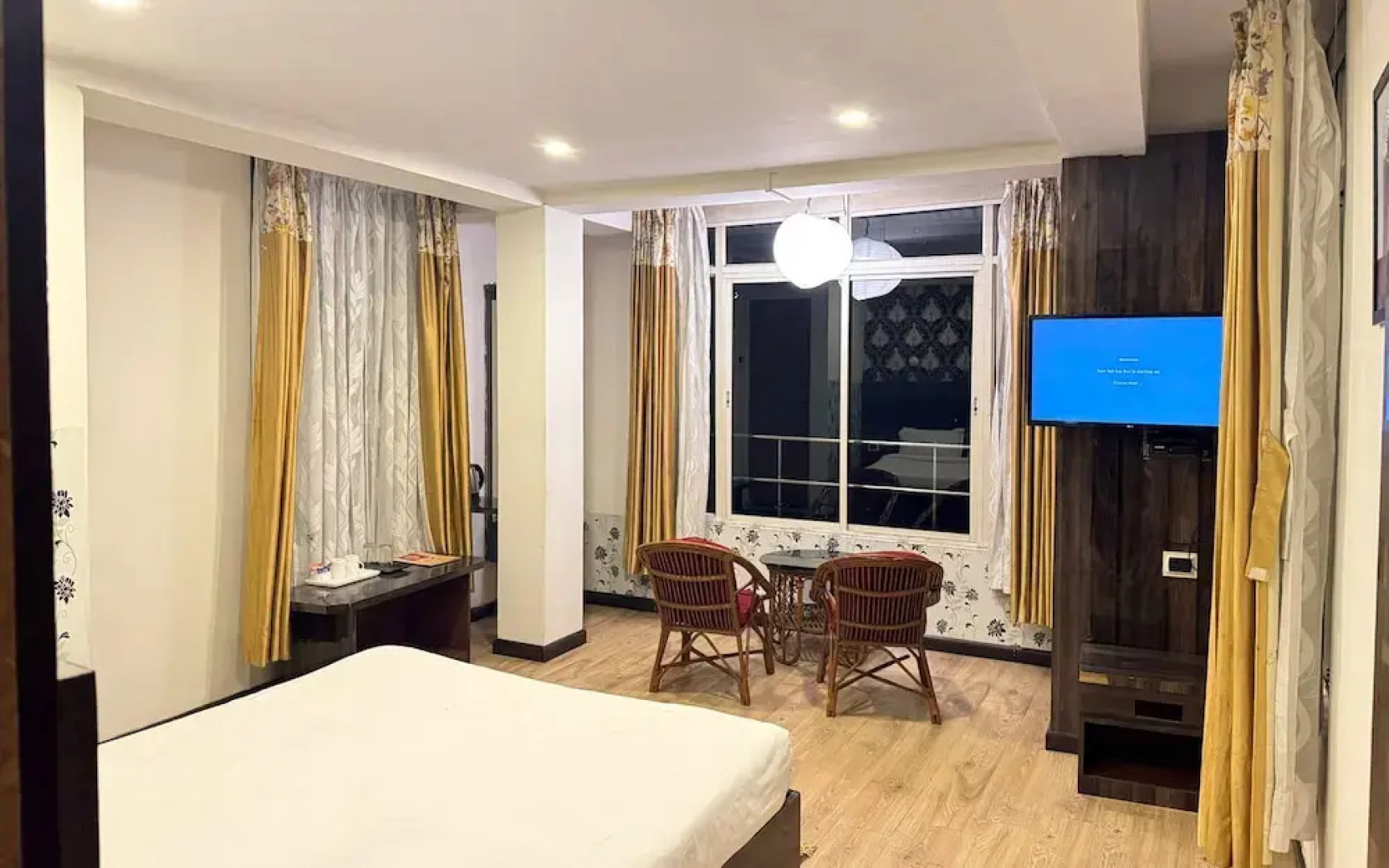 The Kaizer Valley Hotel