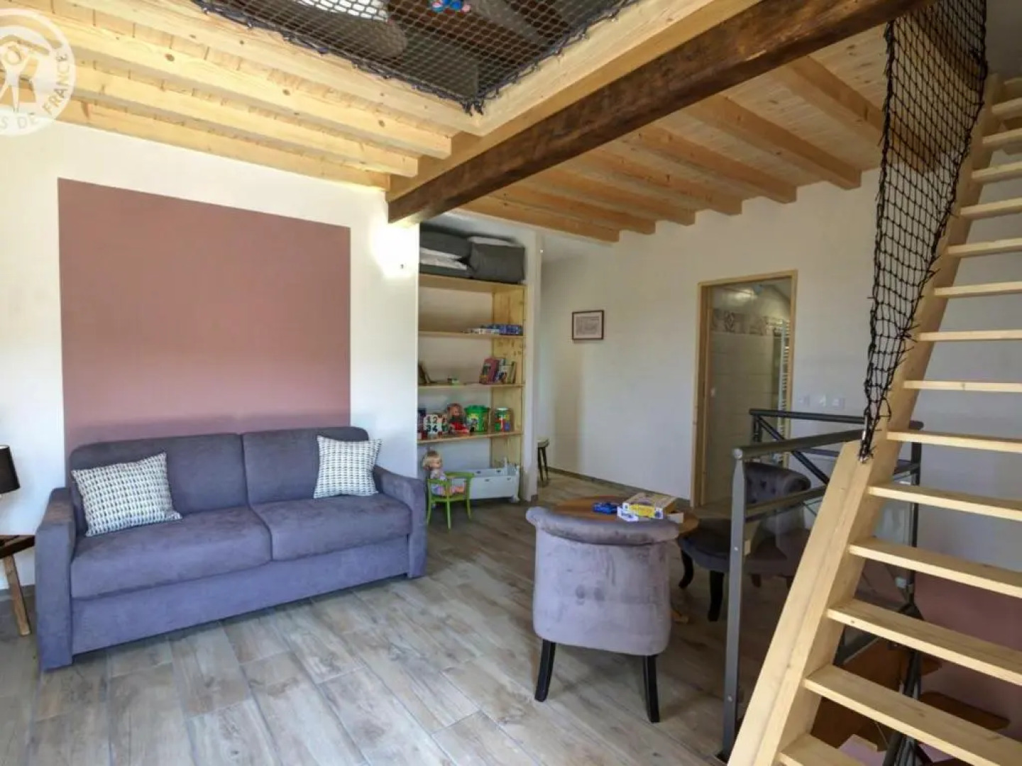Gîte Panissières, 3 pièces, 8 personnes - FR-1-496-215