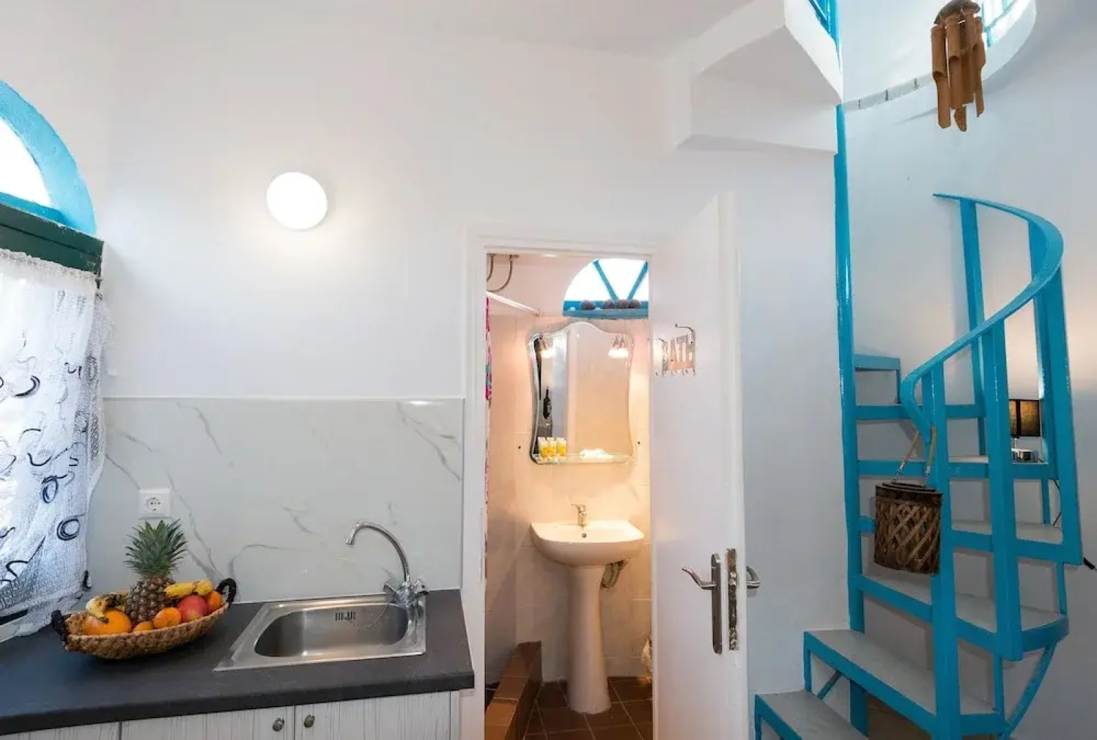 Potamitis Windmills & Apartments