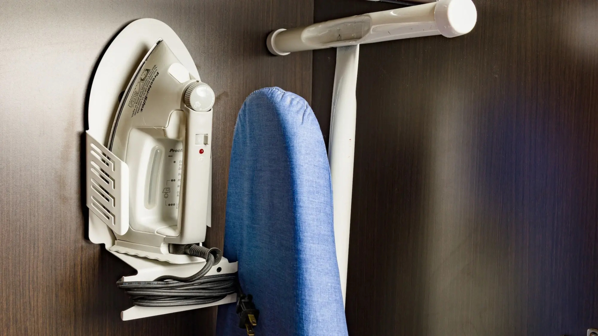 Holiday Inn Express & Suites Hood River by IHG