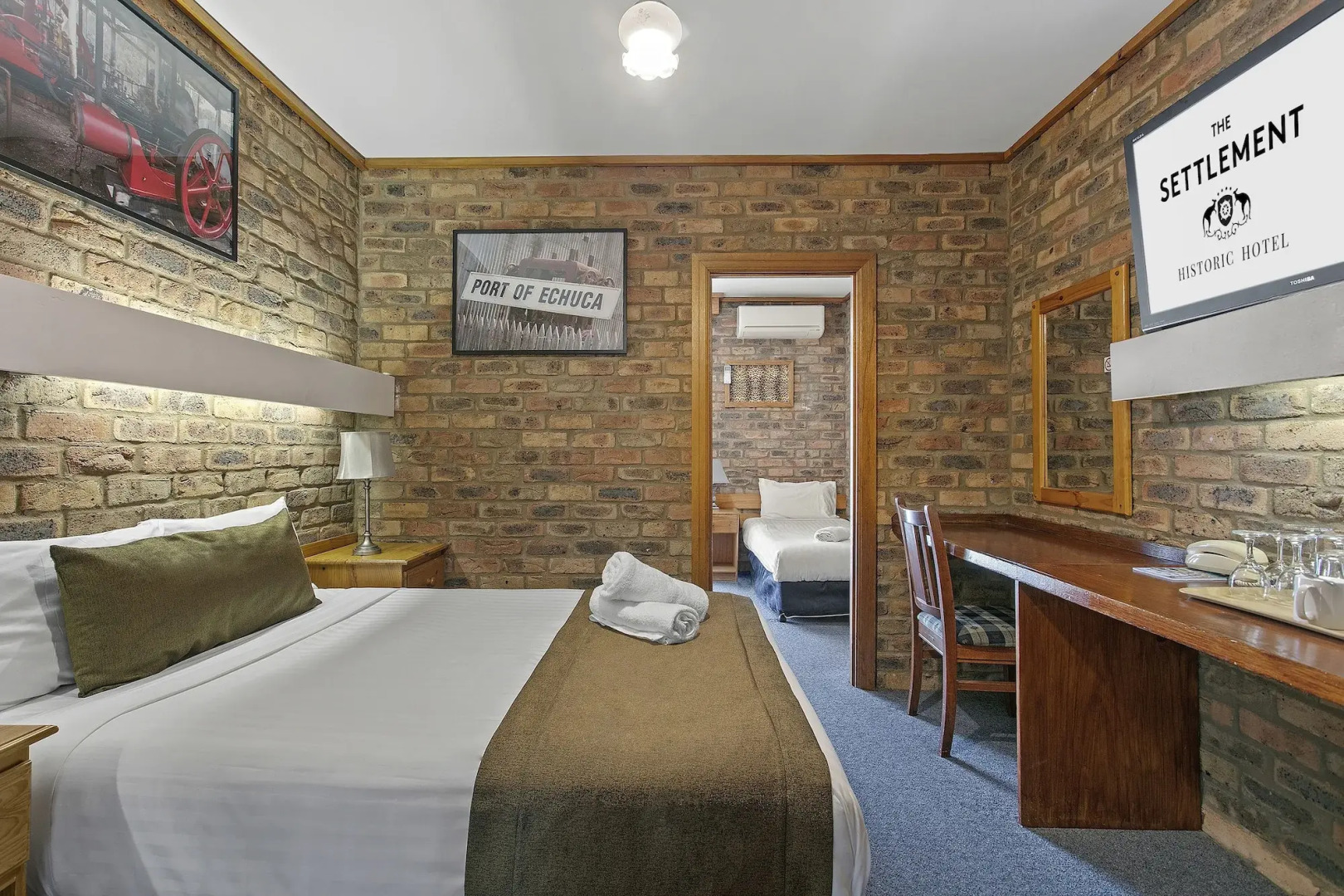 The Settlement Historic Hotel