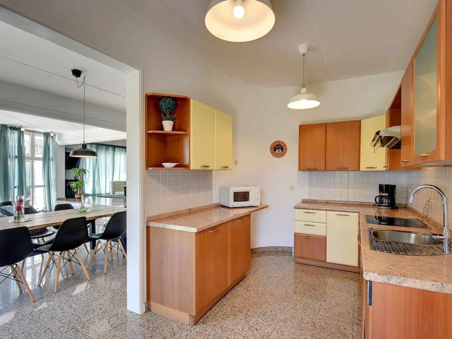 Villa in Medulin With Garden, Private Pool and Sauna Near the Center