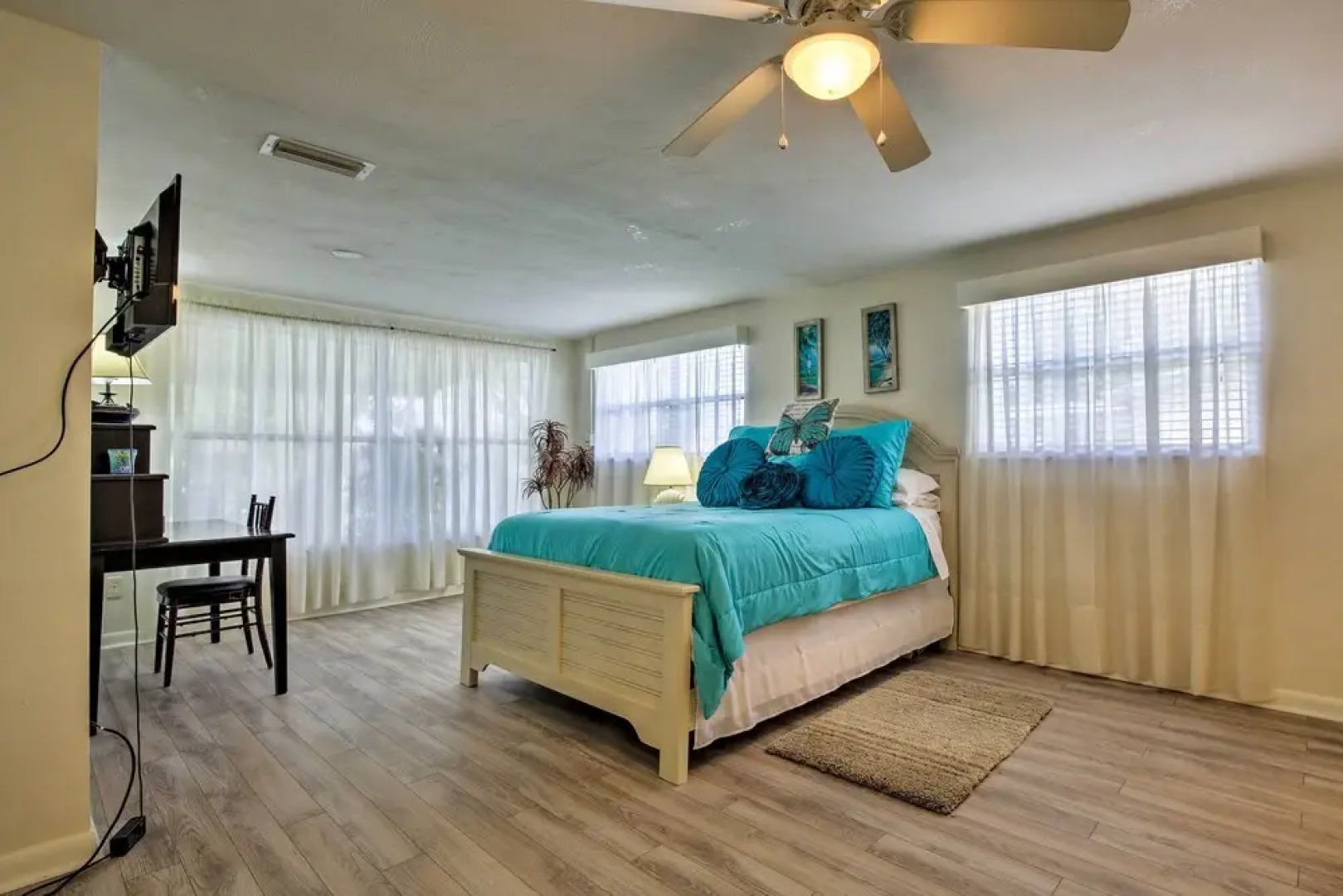 Waterfront Hernando Beach Home w/ Dock + Kayaks