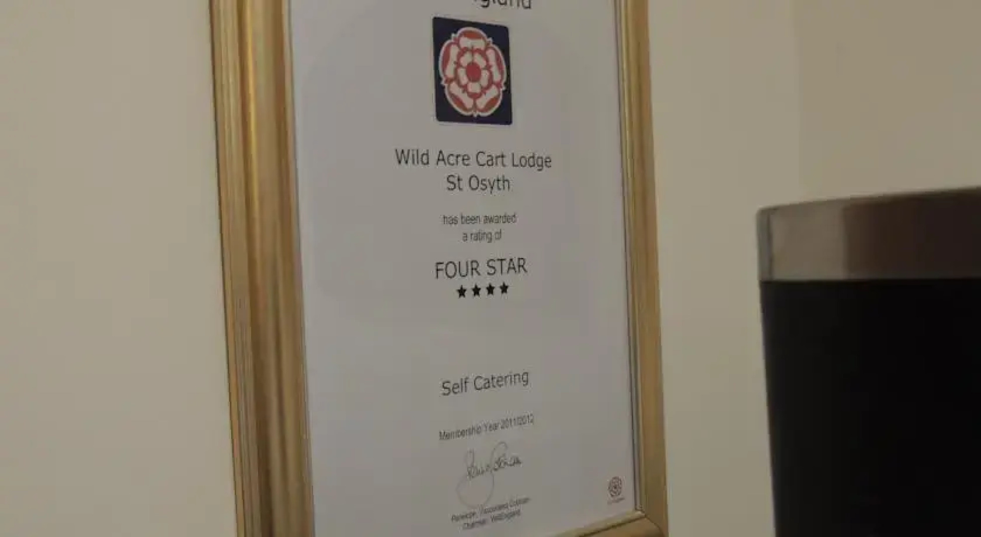 Wild Acre Cart Lodge