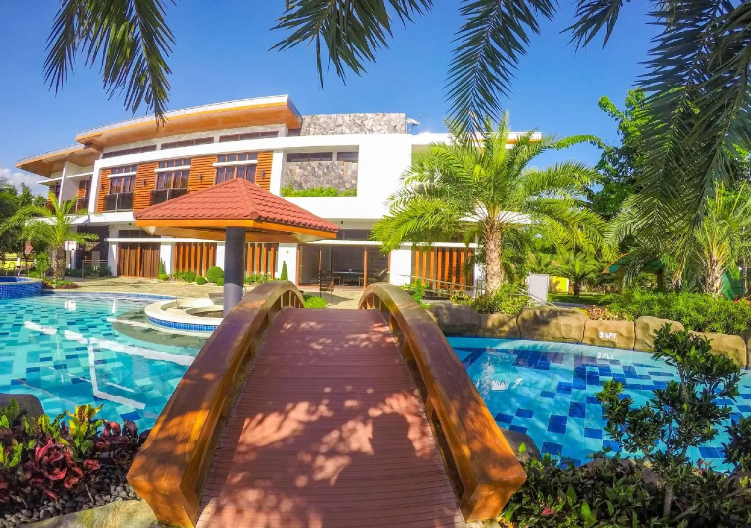 Calinisan Resort Hotel Inc.