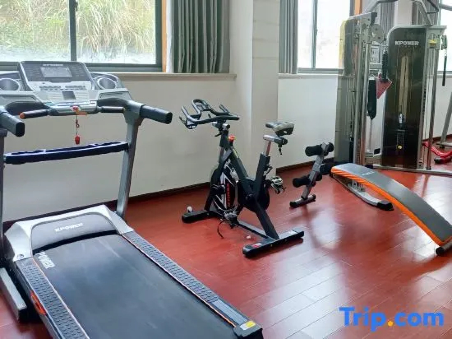 Xihai Hot Spring Holiday Hotel