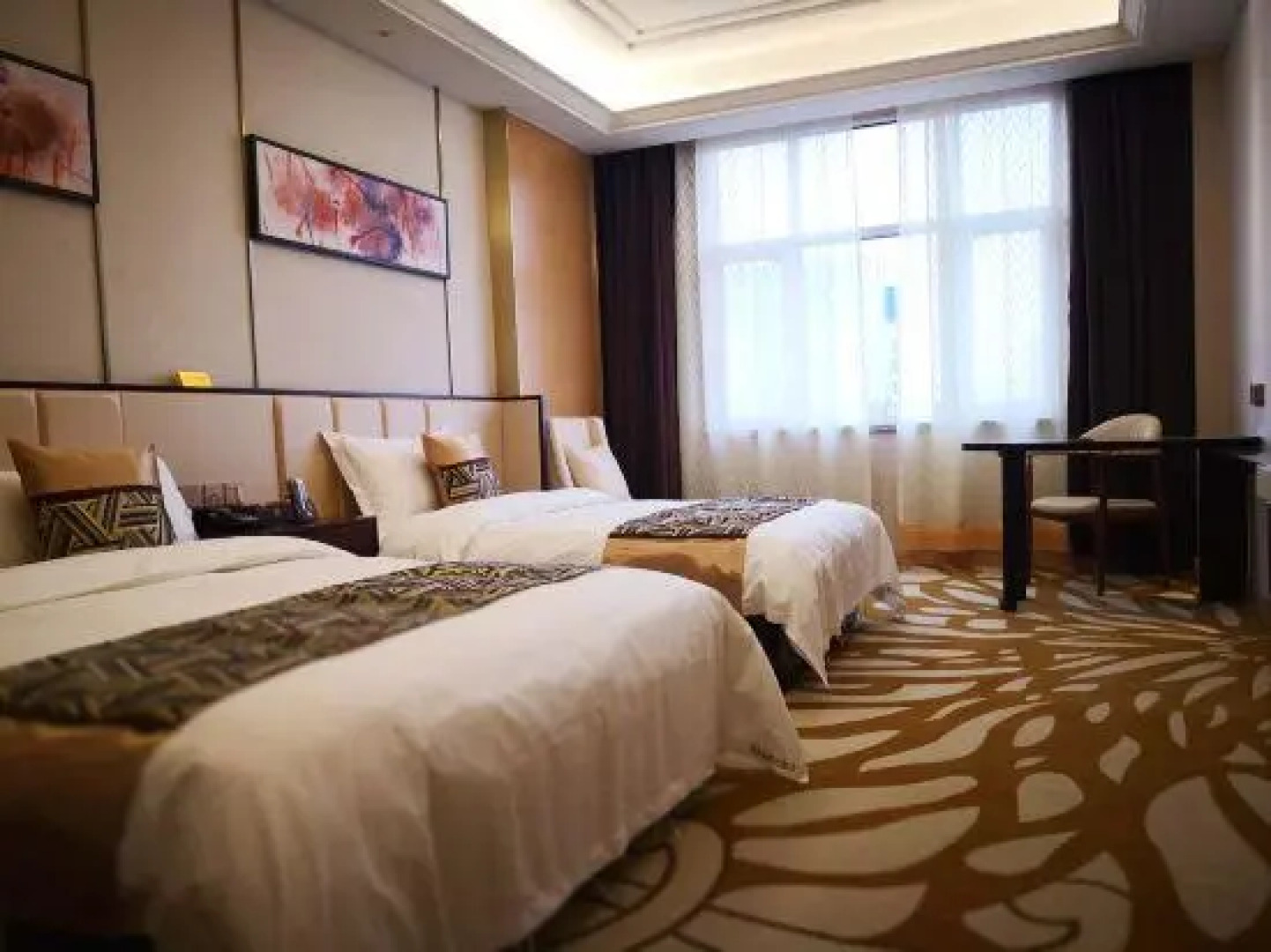 Huang Huagang Cheng Longtai Hotel