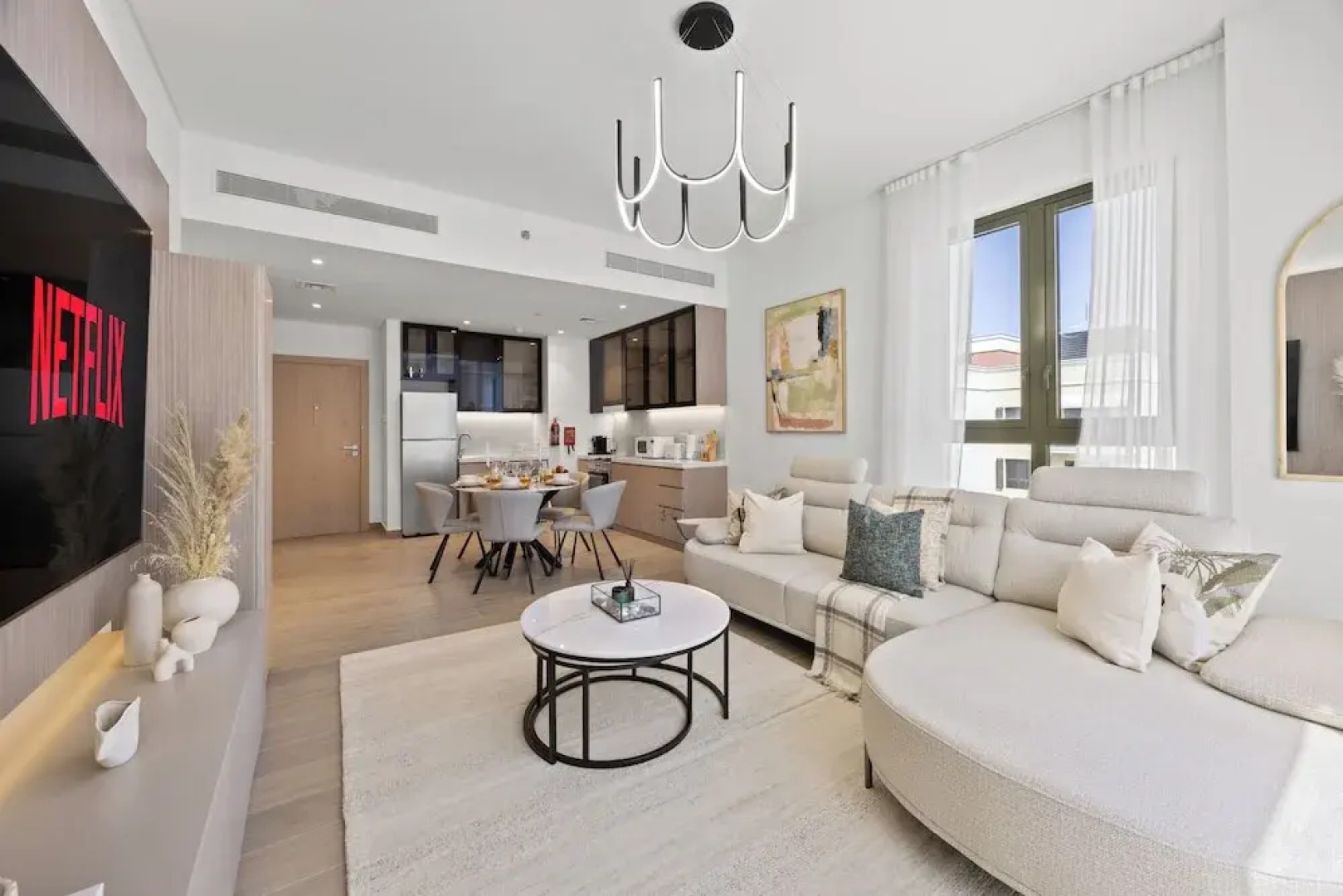 Portside Bliss La Mer 1 BR with Sea View