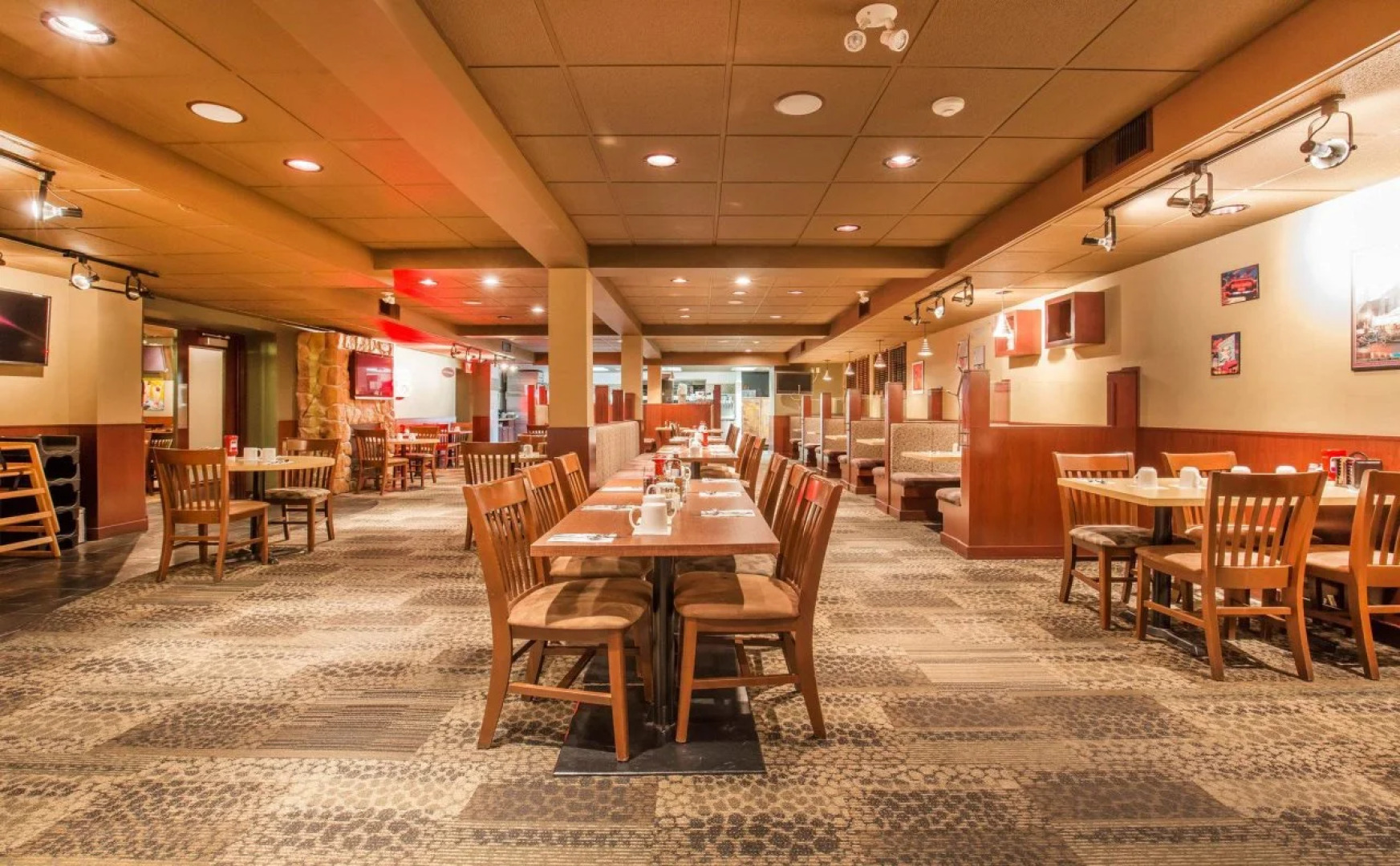 Econo Lodge Inn & Suites Cranbrook