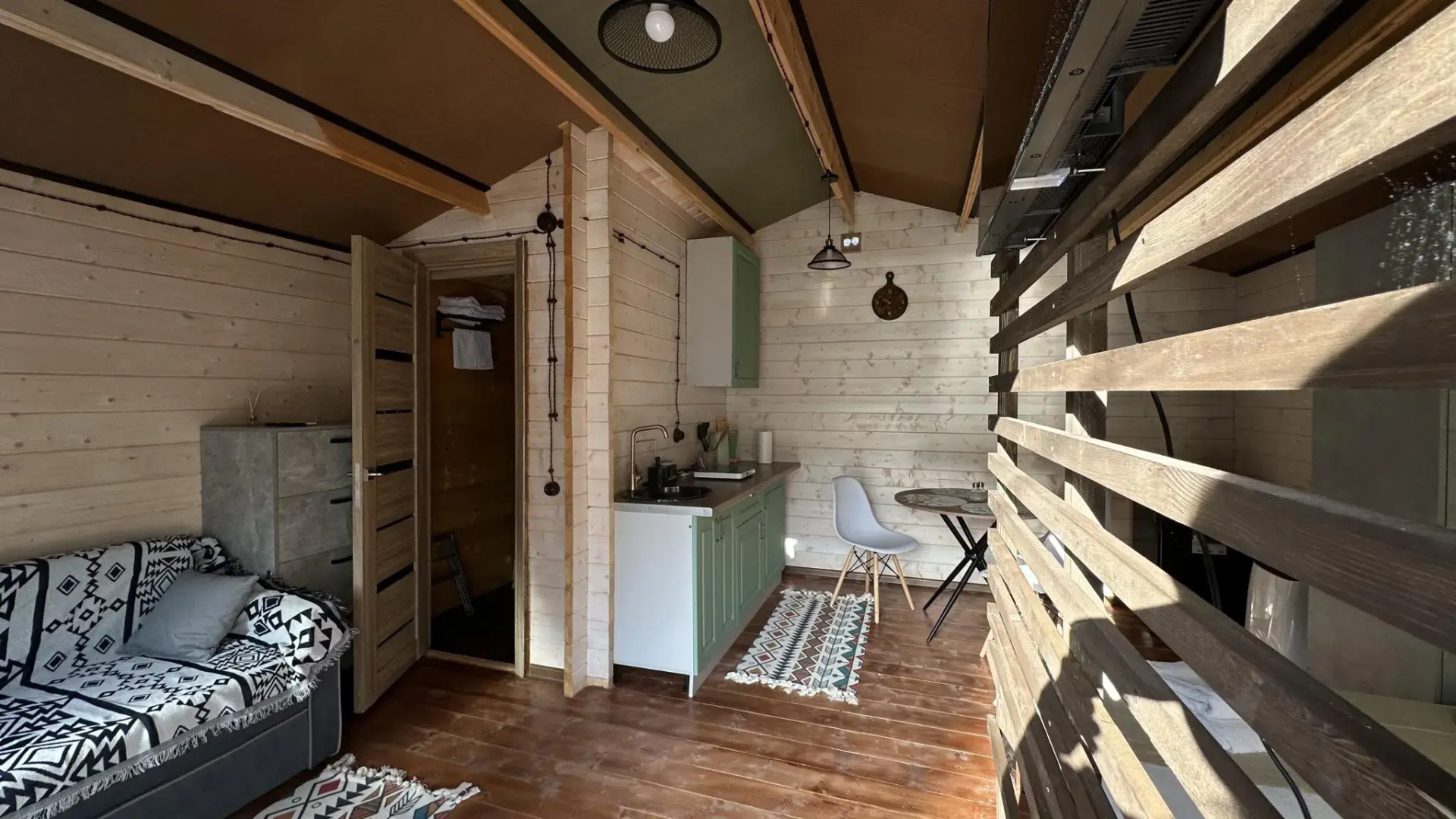 Эко домики Лоо