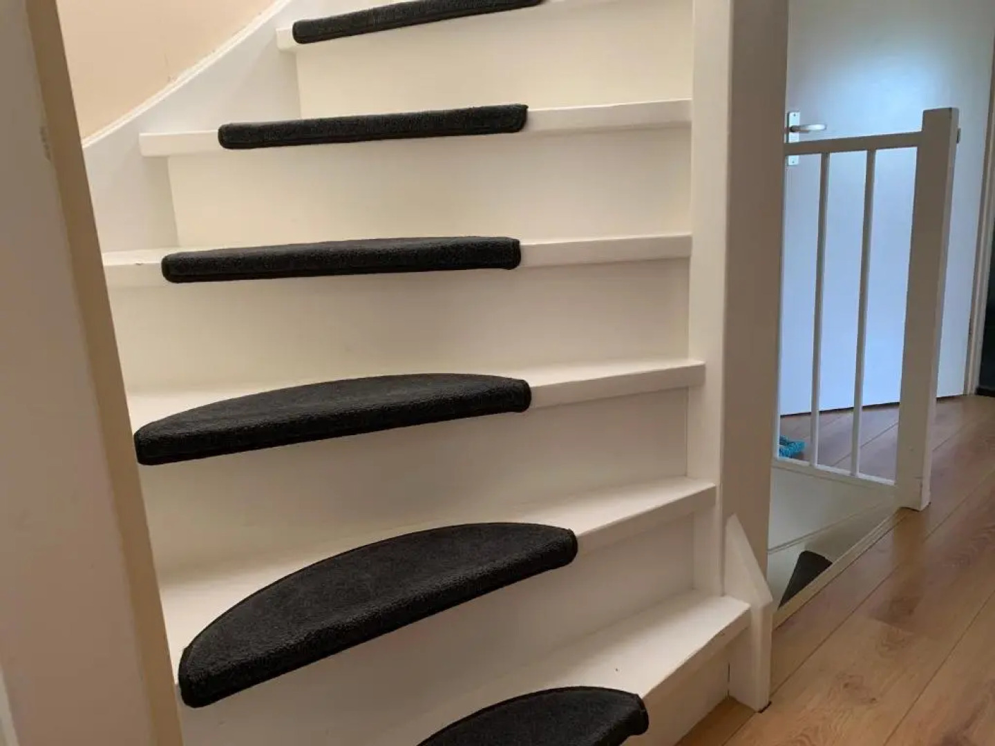 Gorinchem, spacious house, terrace at the water