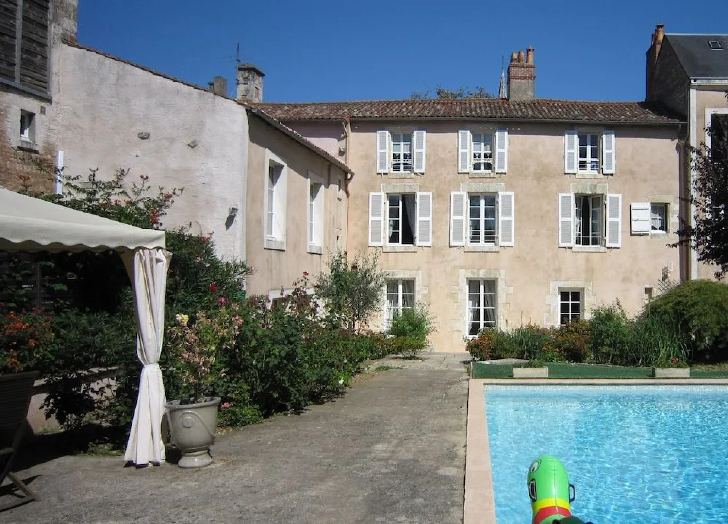 logis de la clef de bois