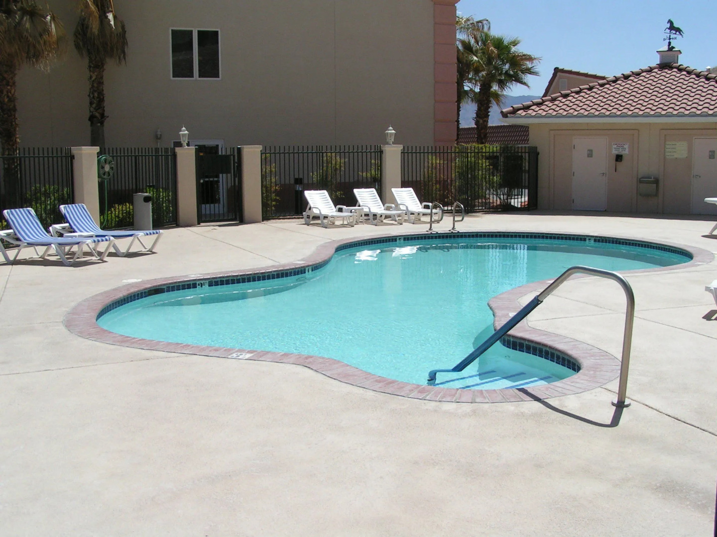 Highland Estates Resort Hotel