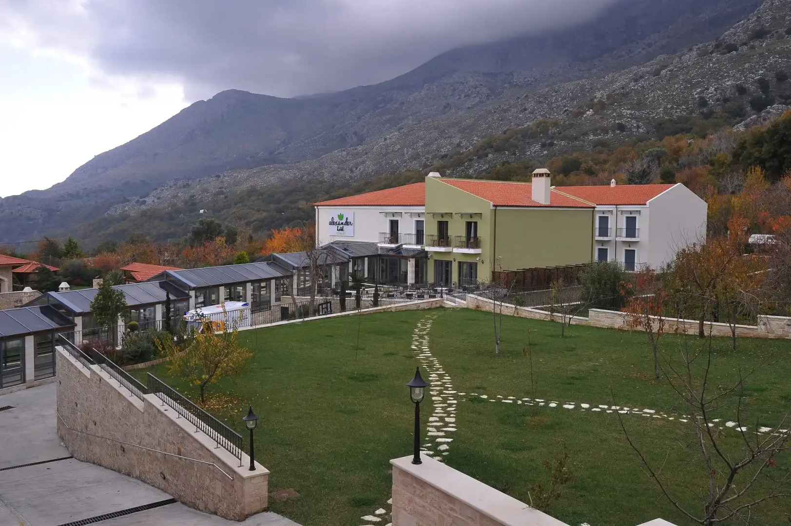 Alexander Mountain Resort