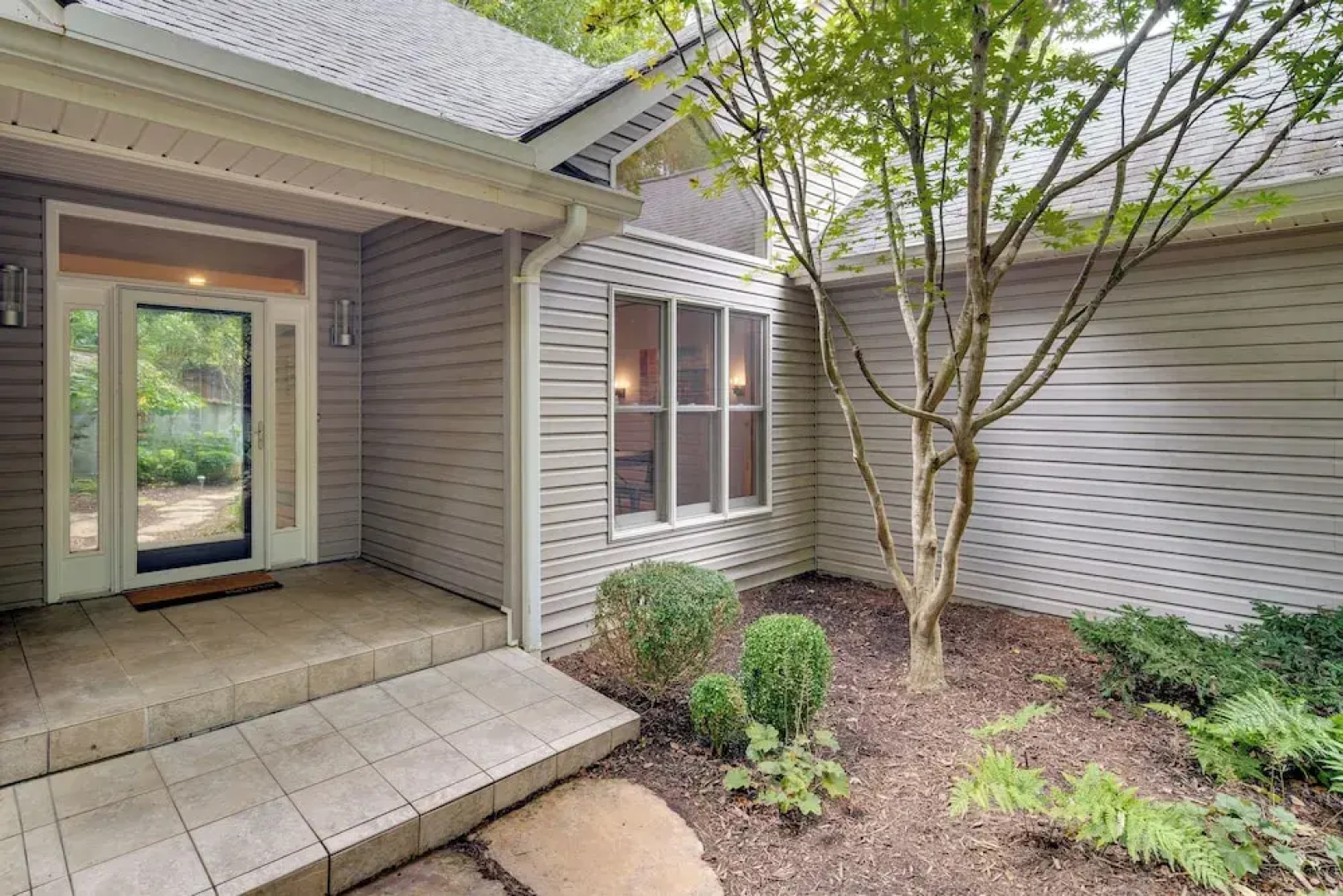 Blue Ridge Mountain Retreat: Deck & Sunroom!