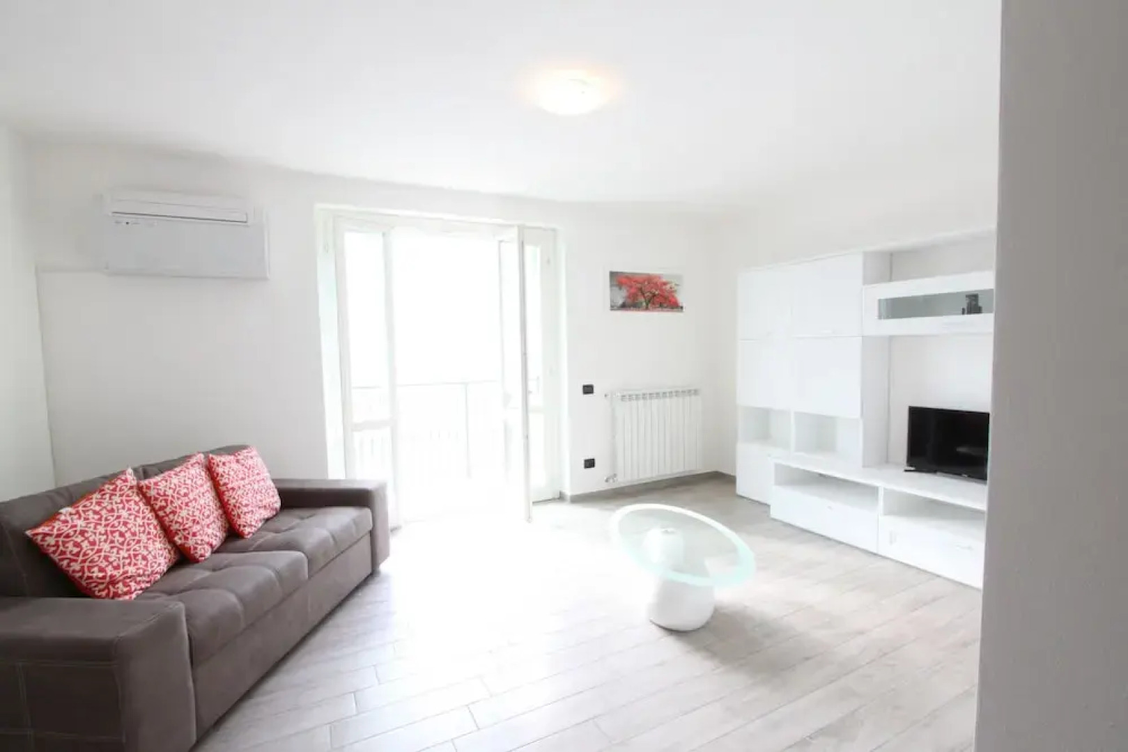 Luxury Apartment with Pool