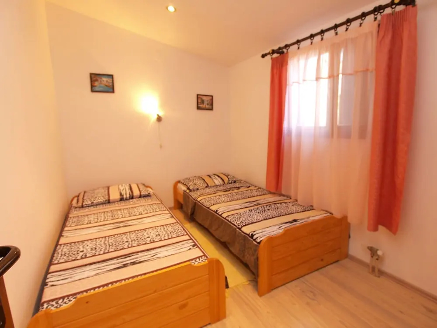 Apartments Vrcevan 811