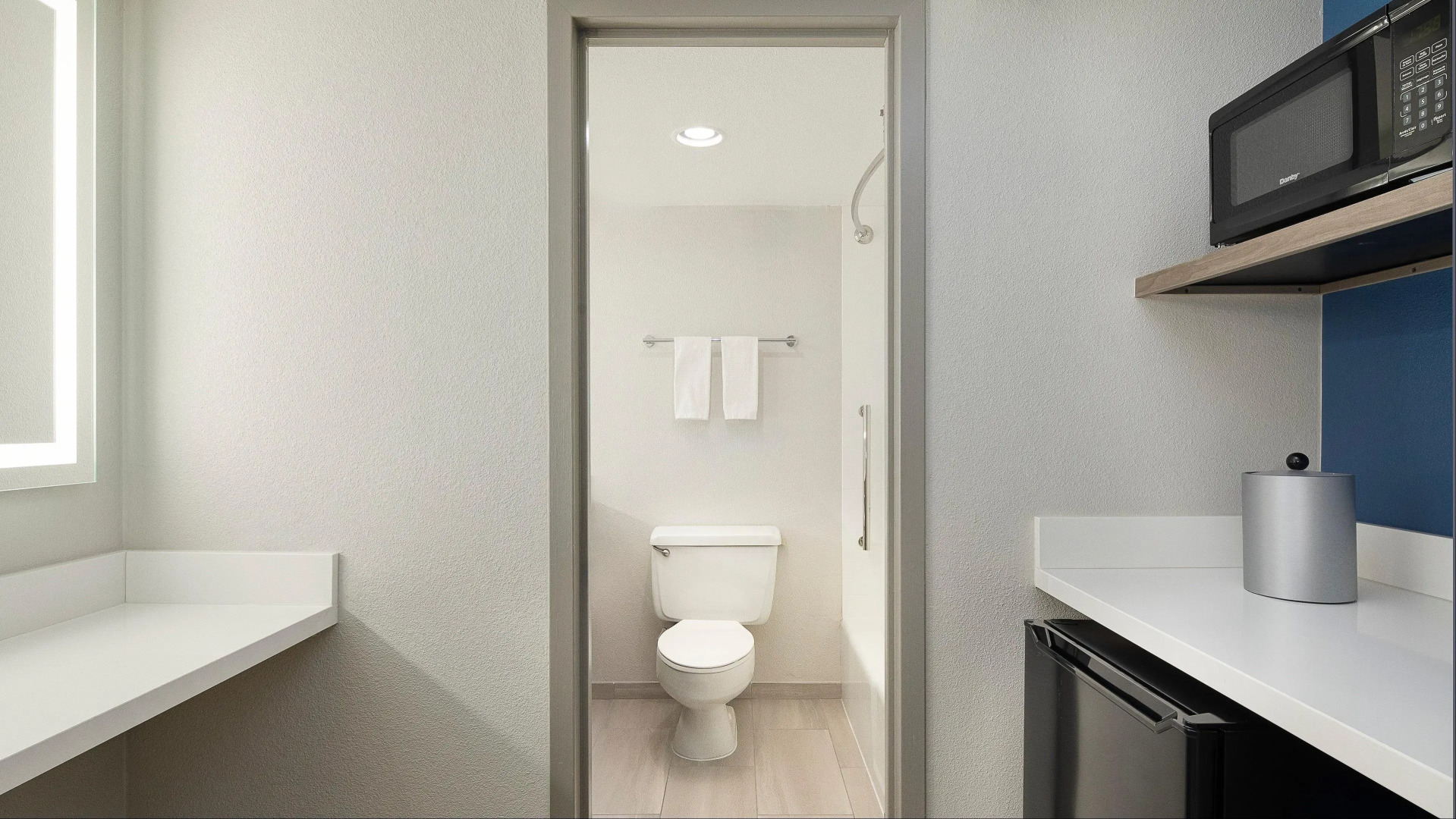 Holiday Inn Express Dallas Medical-Market Center by IHG