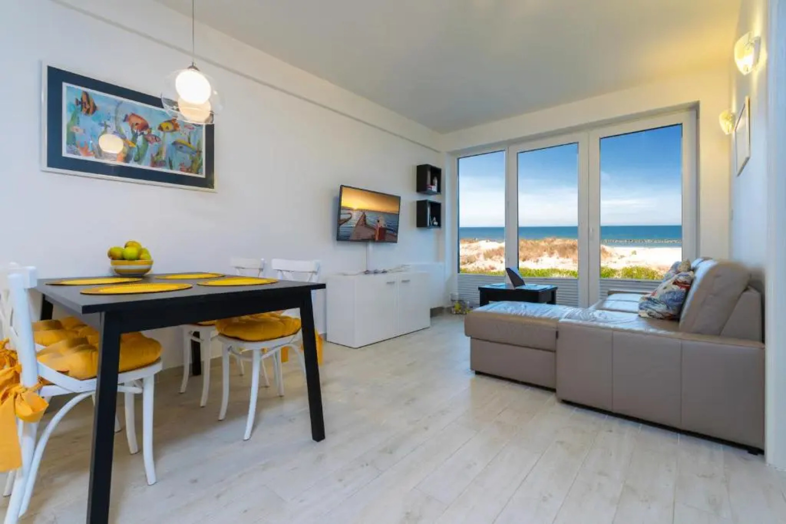 Apartamenty Amon z widokiem na morze